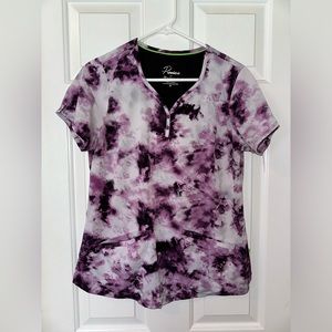 Scrub Top. Premiere by Healing Hands